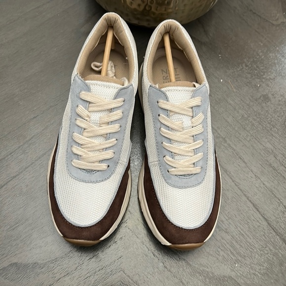 Naturalizer Sarina Sneakers (Wide) - Picture 5 of 12